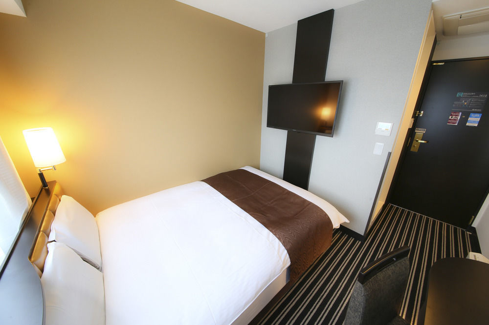 Apa Hotel Higashi Nihombashi Ekimae Tokio Buitenkant foto